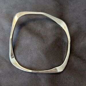 Silpada Bracelet Hip to be Square Wavy Bangle Bracelet B2278 - Sterling Silver